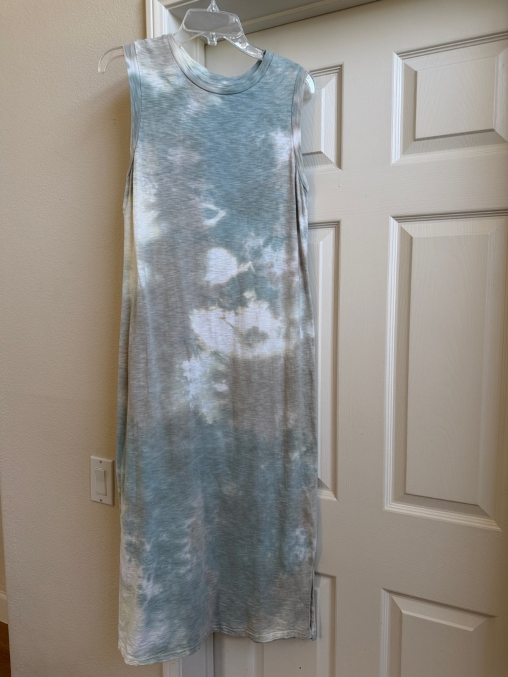 Universal Thread Sleeveless Tie-Dye Maxi Dress